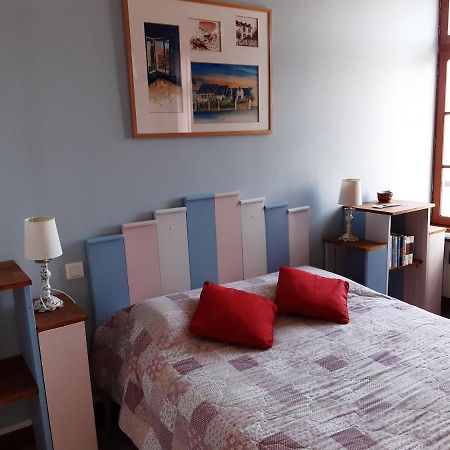 Chambres D'Hotes Sur La Courtine De Coucy Exterior photo